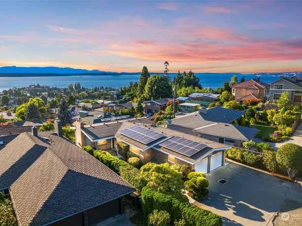 3611 57th Place SW, Seattle, WA 98116