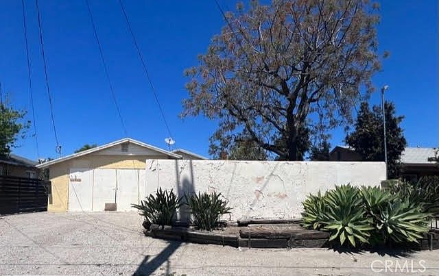 1st image of 11659 Arminta St