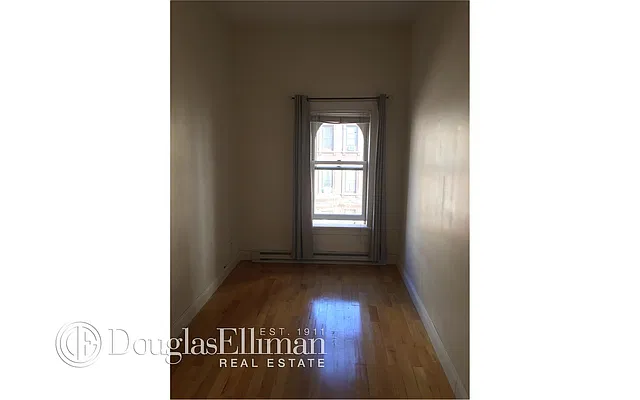 Rented by Douglas Elliman | media 20