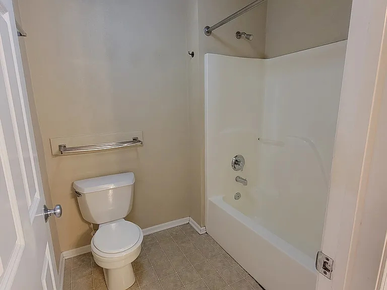 818 City Park Ave #C2 — Photo 17