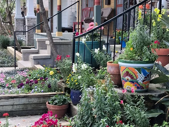 6324 Annunciation St, New Orleans, LA 70118