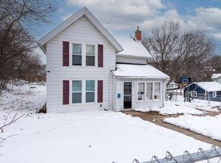 512 S Garfield Ave, Janesville, WI 53545