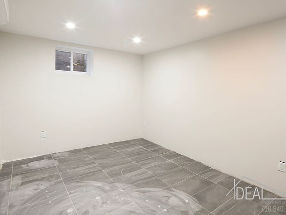 4th image of 798 McDonald Ave #2