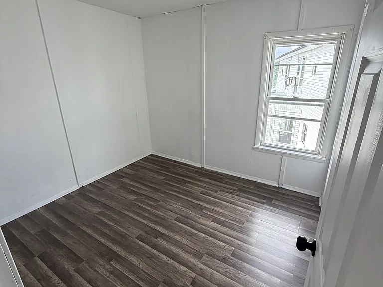 2205 S Main St — Photo 7