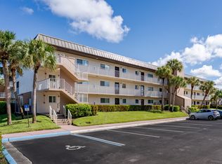 1008 Manatee Rd APT G104, Naples, FL 34114