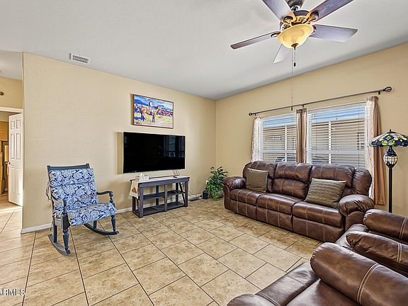 5th image of 2000 S APACHE Road #3