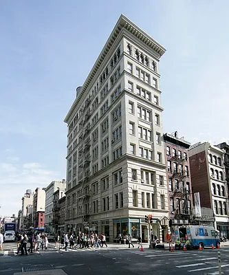 Sold by Susan Penzner Real Estate | media 17