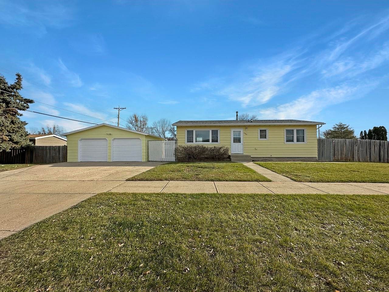 2300 8th St NW, Minot, ND 58703 MLS 231907 Zillow