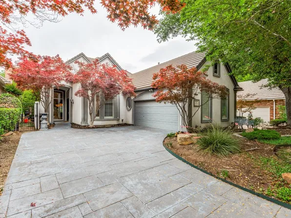 26 Fairway Dr, Frisco, TX 75034