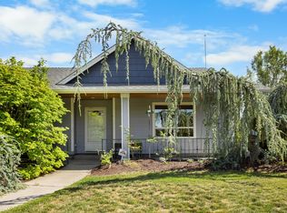 2142 NW Nickernut Ave, Redmond, OR 97756