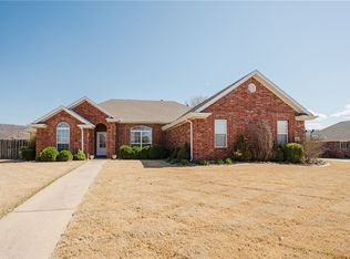 11228 Bear Dr, Farmington, AR 72730
