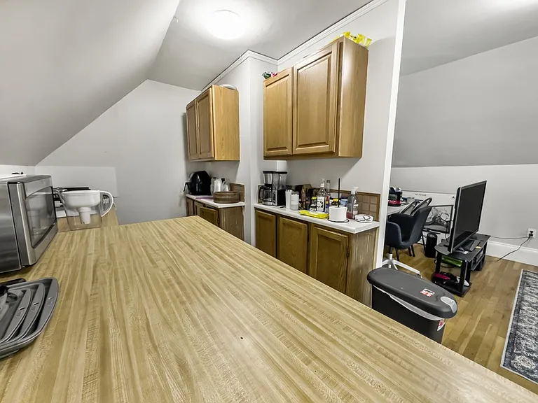 55 Hall Ave #3 — Photo 7