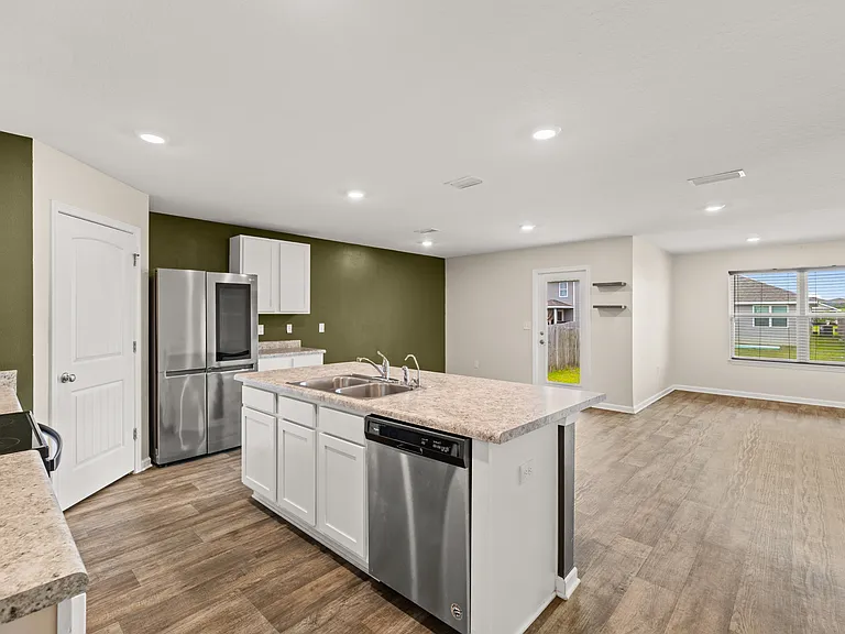 7292 Ellie B Dr — Photo 15