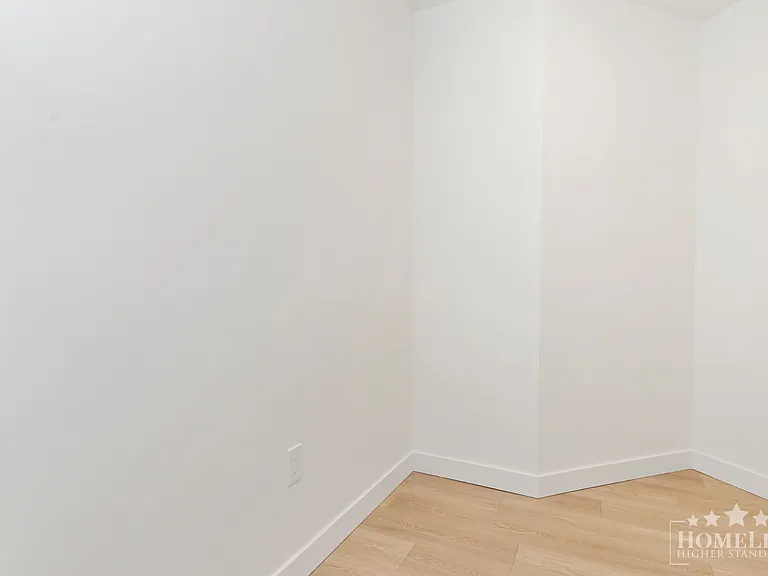 7980 206a St #614 — Photo 15