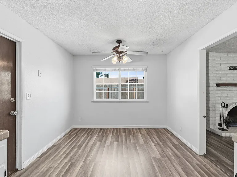 952 W Raymond Rd — Photo 11