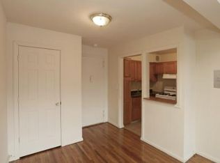 625 Willis Ave FLOOR 2, Williston Park, NY 11596