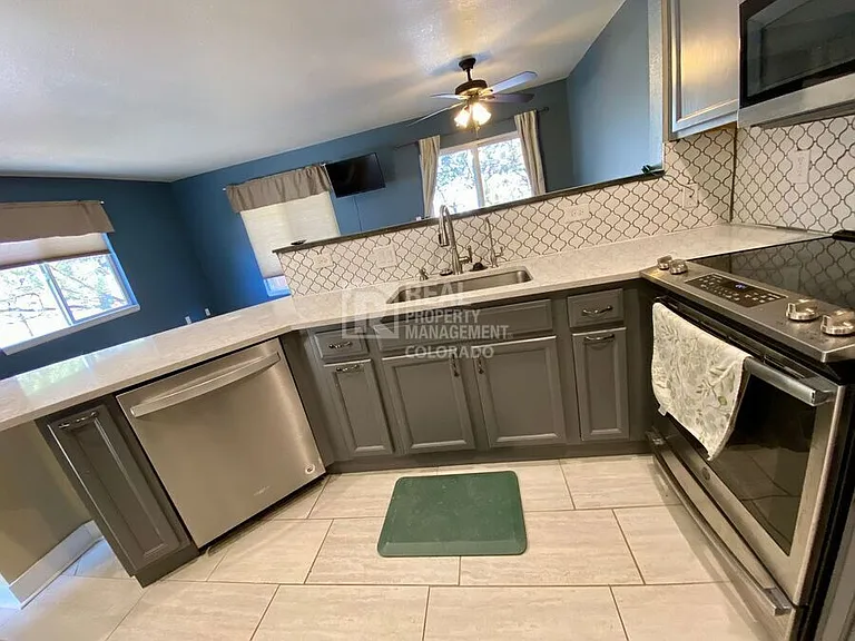 2021 Dove Creek Ct — Photo 13