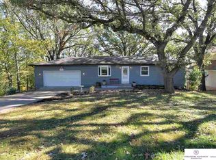 1505 Wayne St, Bellevue, NE 68005