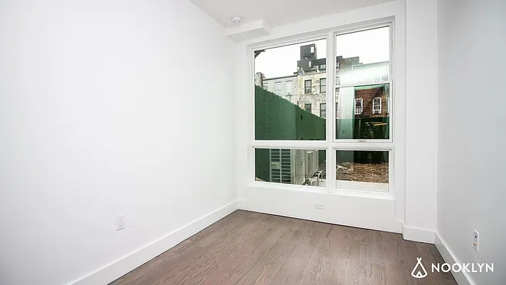 Rented by Nooklyn NYC LLC | media 21