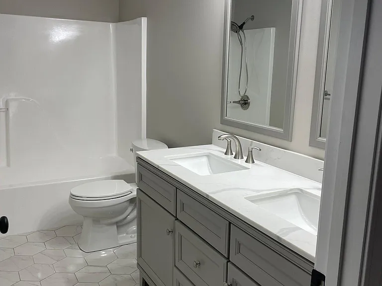 Master Bath w/ Dual Vanity and Tile Floor