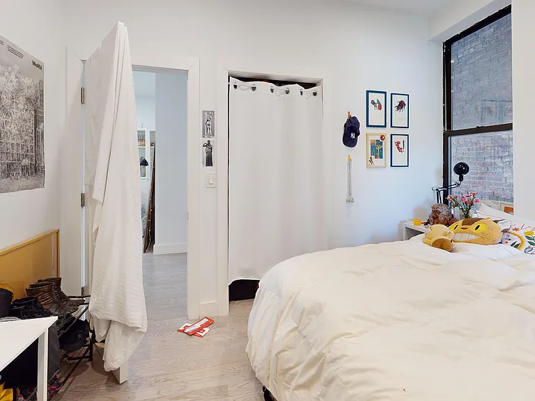 76 Avenue B #13 — Photo 2