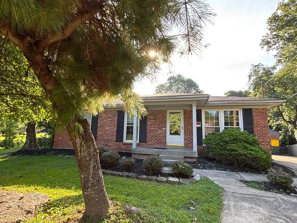 205 S Evergreen Rd