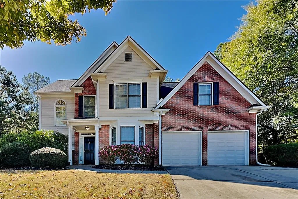 3 bed, 2.5 bath, 1944 sqft, $2,645 — Photo 1