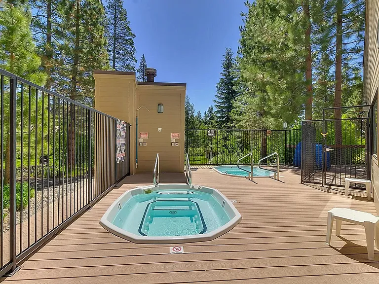 5101 N Lake Blvd #40 — Photo 23