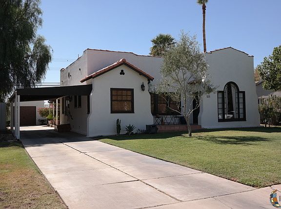 2nd image of 571 Sandalwood Dr