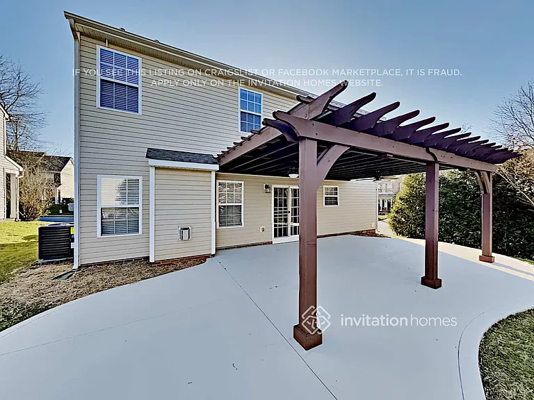 9018 Gailes Dr — Photo 21