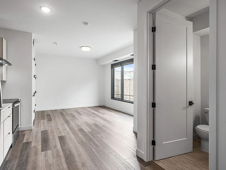 Olive Apartments — Photo 23