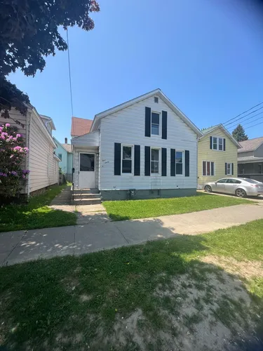 330 Ash St Photo 1