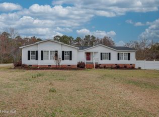 711 Soles Rd, Whiteville, NC 28472