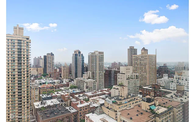 Rented by Douglas Elliman | media 3