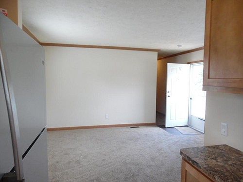 2nd image of 260 Brookside Mnr