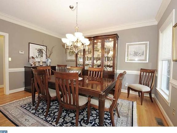 2nd image of 3634 Marian Dr