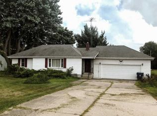 7417 Miller Rd, Swartz Creek, MI 48473