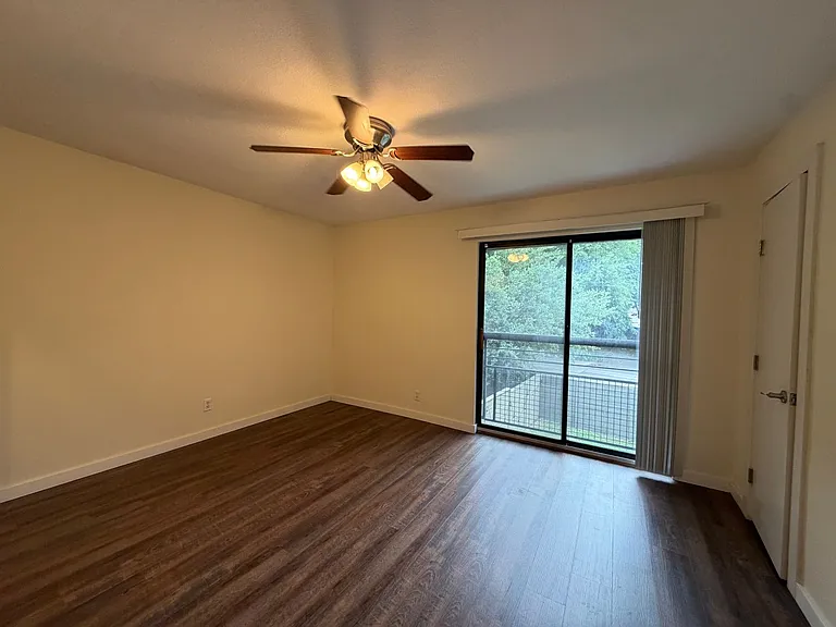 4109 Avondale Ave #209 — Photo 5