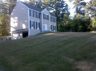 5 Livingston Rd, Pelham, NH 03076
