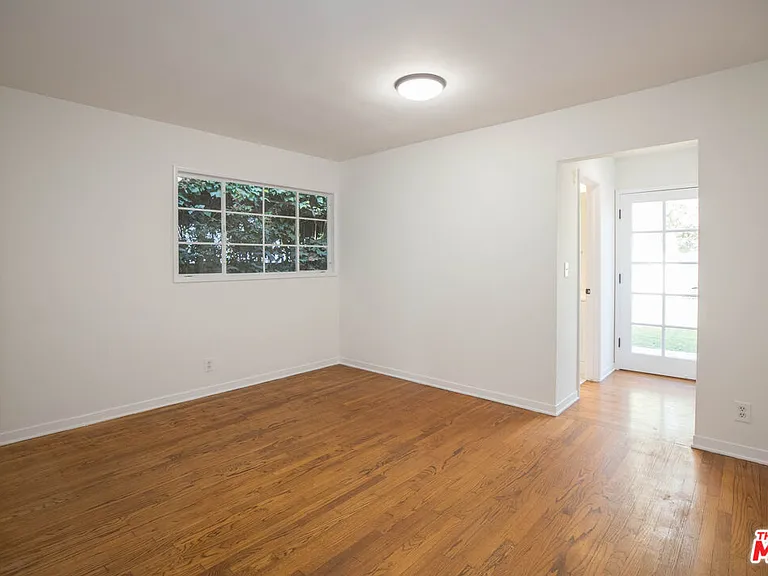 437 Swarthmore Ave — Photo 12