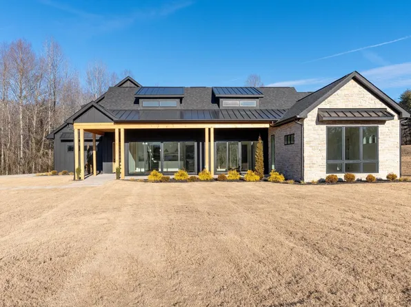 541 E Airport Rd, Greer, SC 29651