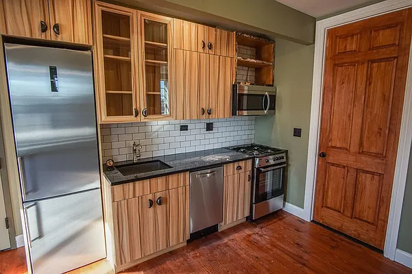 Rented by Lofts and Flats LLC | media 4