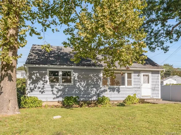 18 Ledge Road, Darien, CT 06820