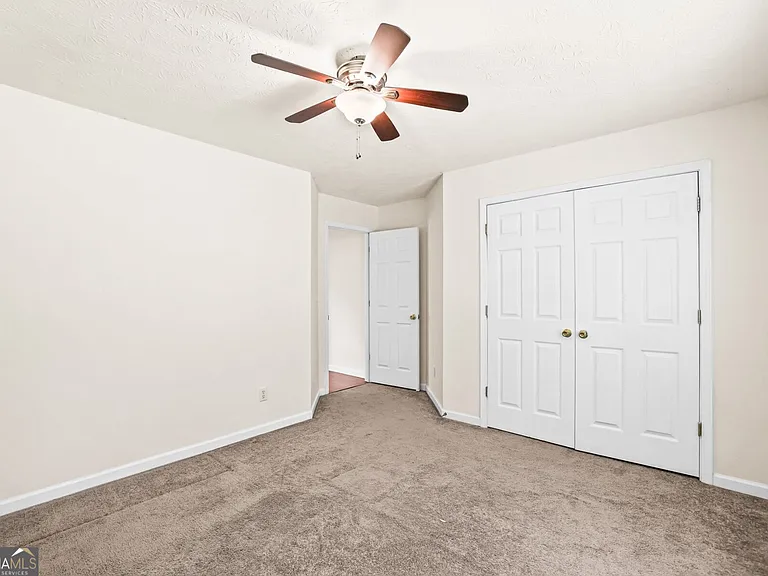 3245 Chandon Ln — Photo 10
