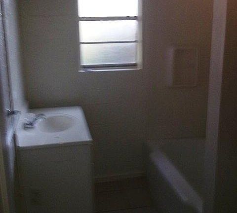 4th image of 104 Katherine St NE APT 1