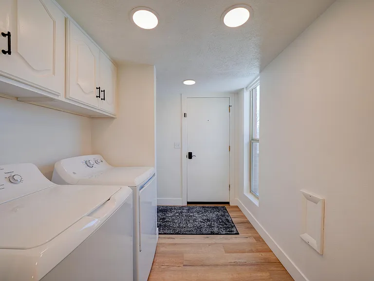 124 Parkway — Photo 23