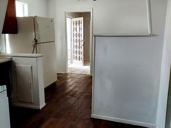 4th image of 2703 Kenesaw Dr