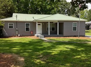 3948 Oak St, Hokes Bluff, AL 35903