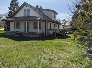 1007 N Huron Rd, Linwood, MI 48634