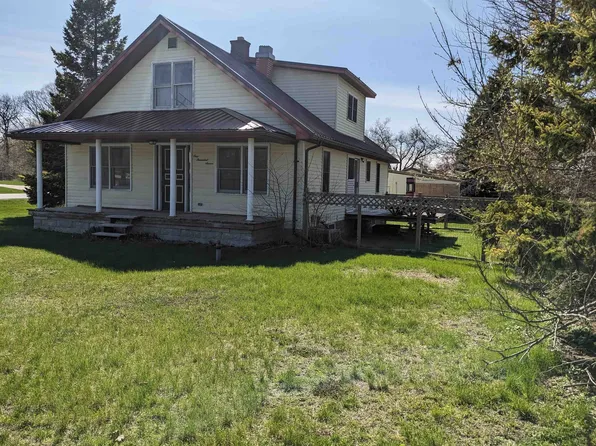 1007 N Huron Rd, Linwood, MI 48634